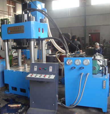 YM系列汽修專(zhuān)用液壓機(jī) 四柱兩梁結(jié)構(gòu)在汽修領(lǐng)域的專(zhuān)業(yè)應(yīng)用