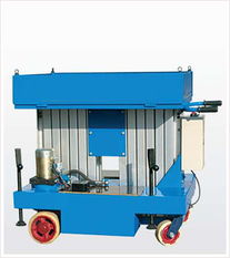 升降平臺(tái) 液壓機(jī)械的高清大圖展示與功能解析