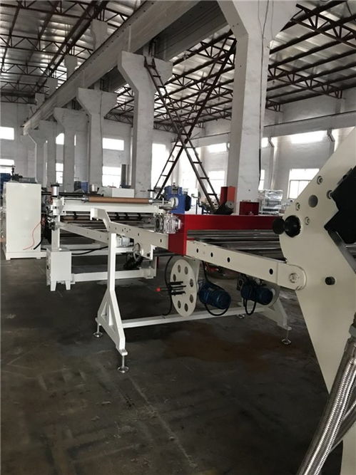 青島威爾塑機(jī) TPU片材擠出機(jī)與液壓機(jī)械的卓越應(yīng)用